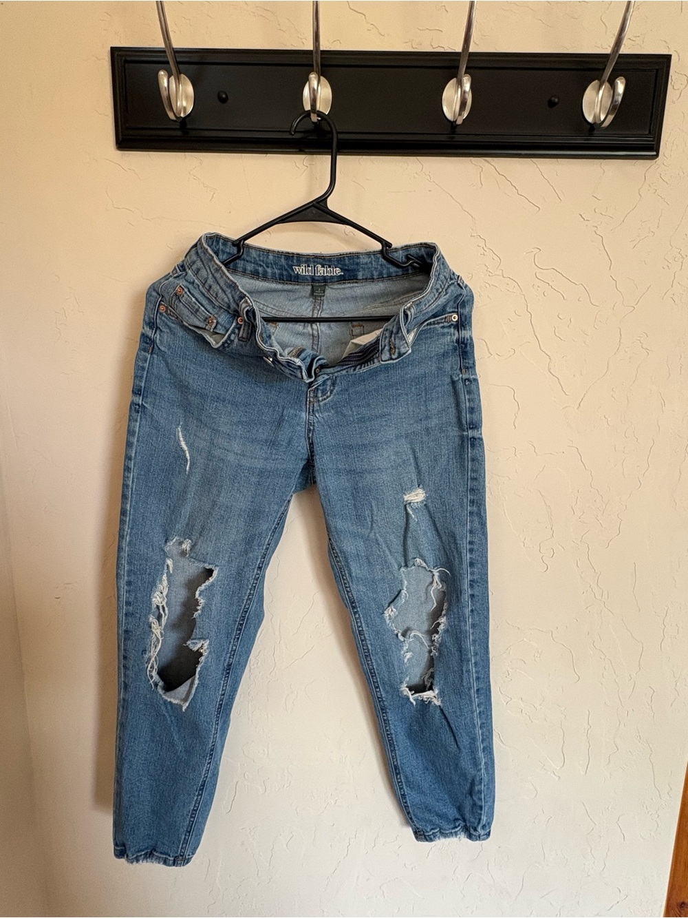 wild fable Distressed Blue Cropped Jeans